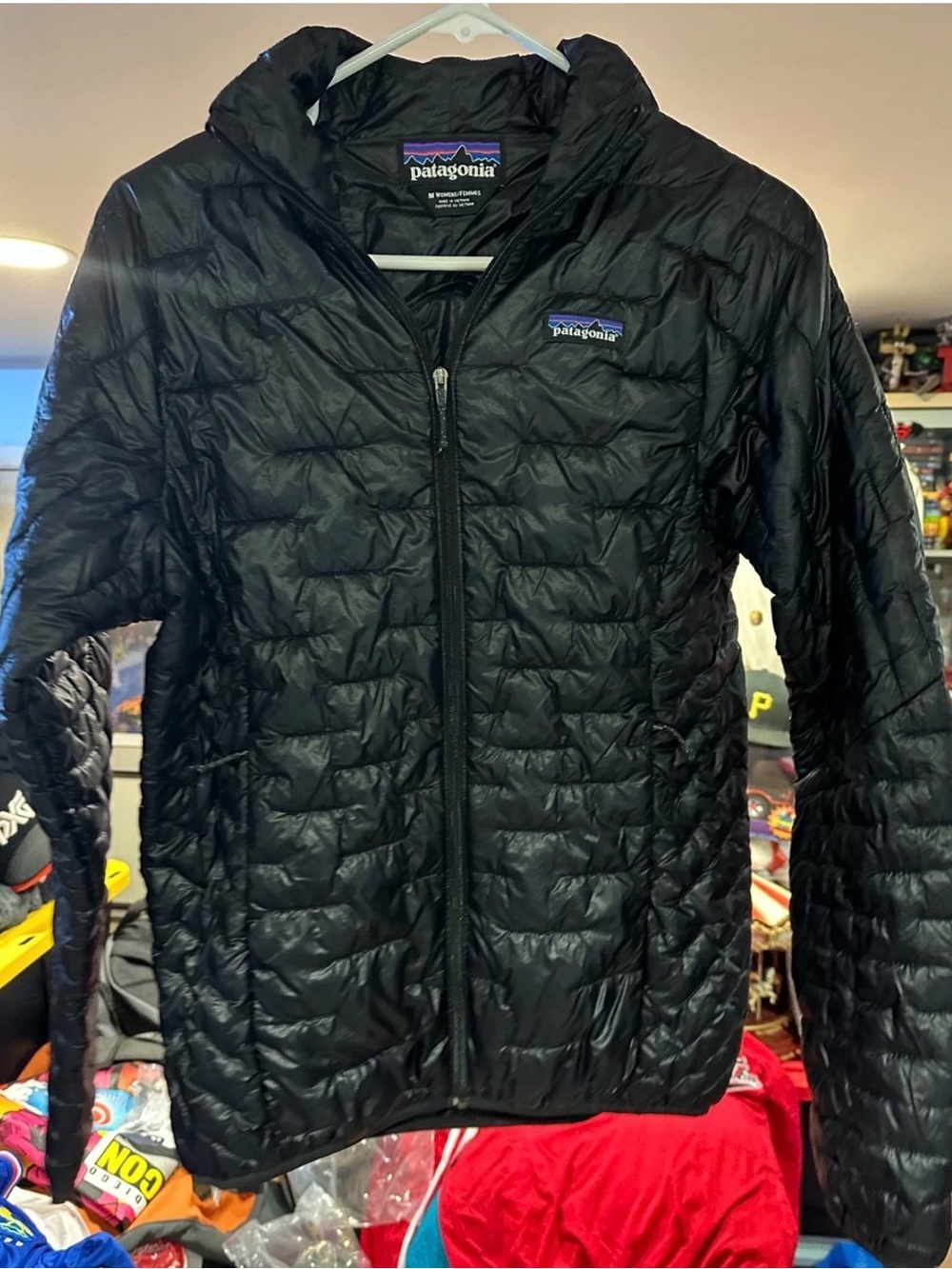 Patagonia Women’s style 84079 Black micropuff nano technology ultralight size M